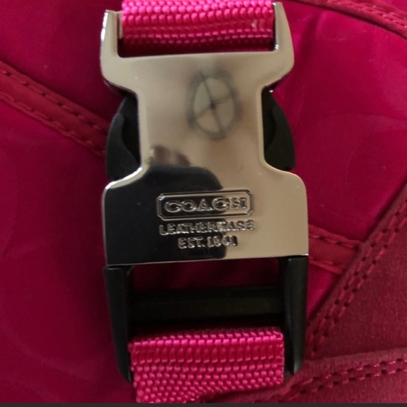 Coach fuchsia pink snow boots - Picture 4 of 5